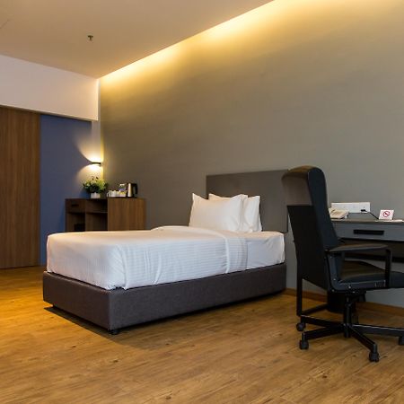 Imperial Regency Suites & Petaling Jaya Куала-Лумпур Екстер'єр фото